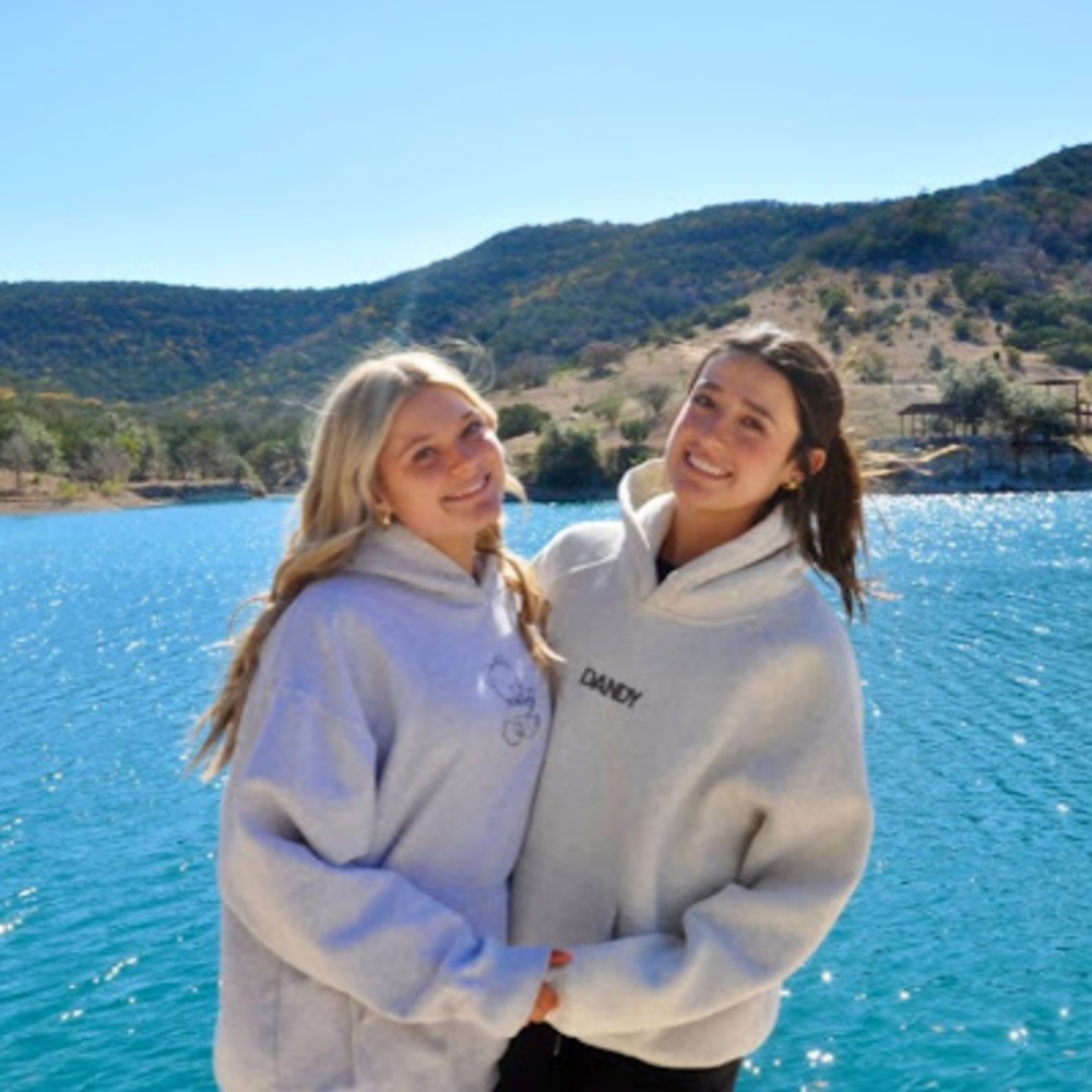 Meet your Posher, Lucy